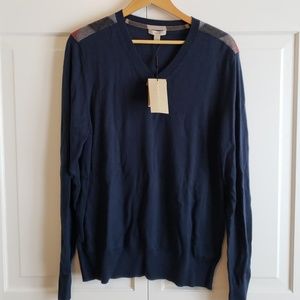 Burberry sweater XL